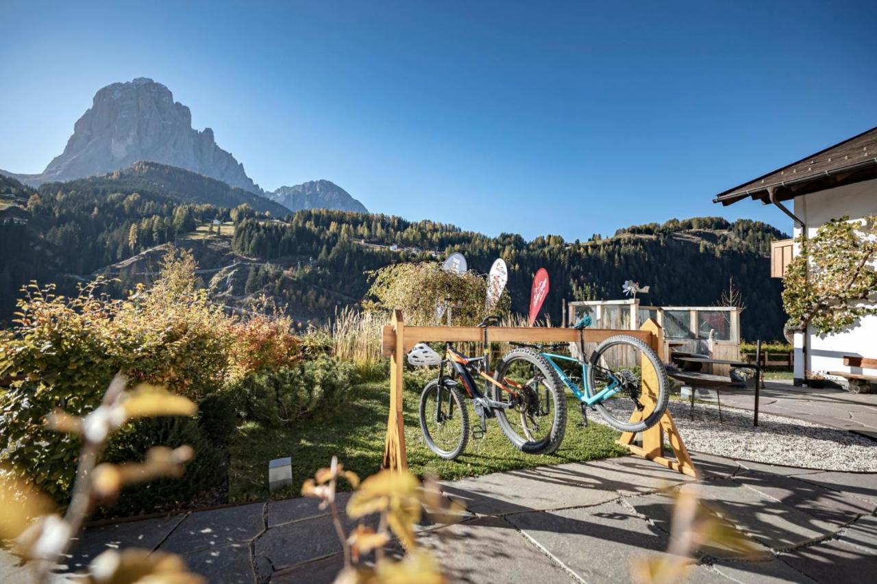 Kedul Lodge Santa Cristina Val Gardena Exterior photo